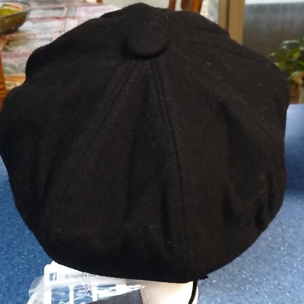 Hat - Picture 3 of 5